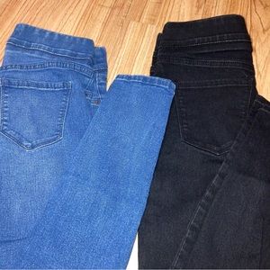 2 Pairs of Mid Rise Super Skinny Old Navy Jeggings